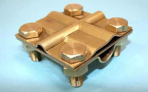 крепление при монтаже молниезащитной сетки