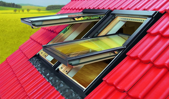 Выход на крышу через мансардное окно